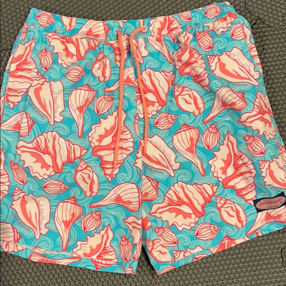 Vineyard Vines Chappy trunks swimsuit